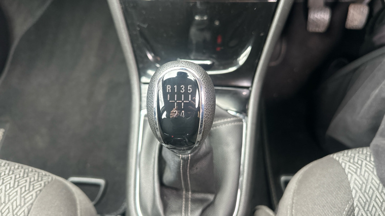 Vauxhall Mokka X 1.6i Active 5dr Petrol Hatchback